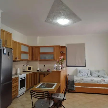Alexander Apartment Ksamil